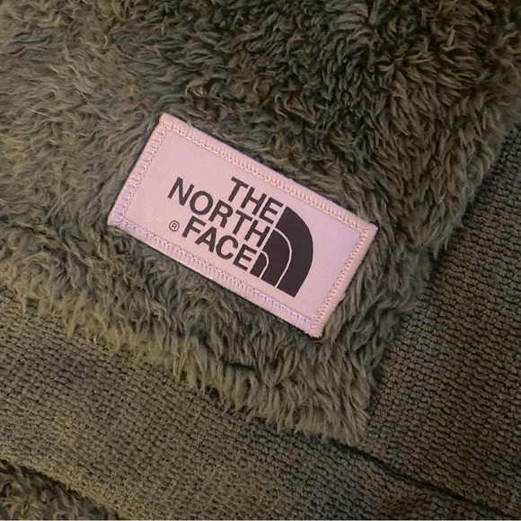 THE NORTH FACE FURRY FLEECE VEST JACKET S EUC - Picture 5 of 8